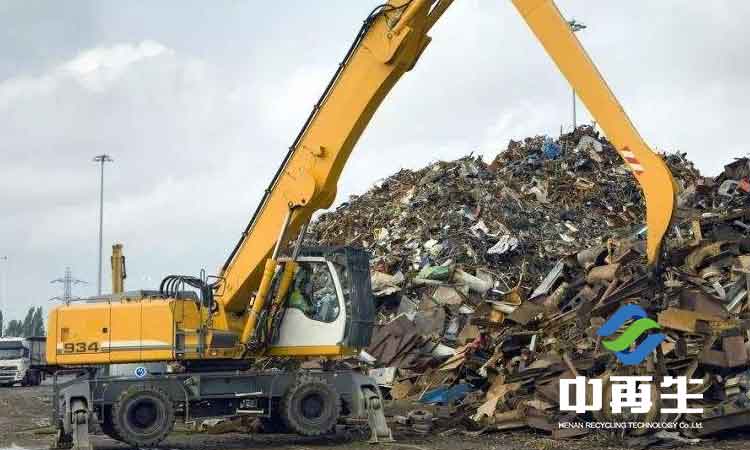 生活垃圾填埋作業工藝，可分為一體化推壓工藝和挖推壓組合工藝兩種