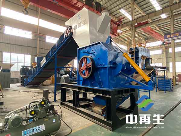 斷橋鋁破碎機(jī)